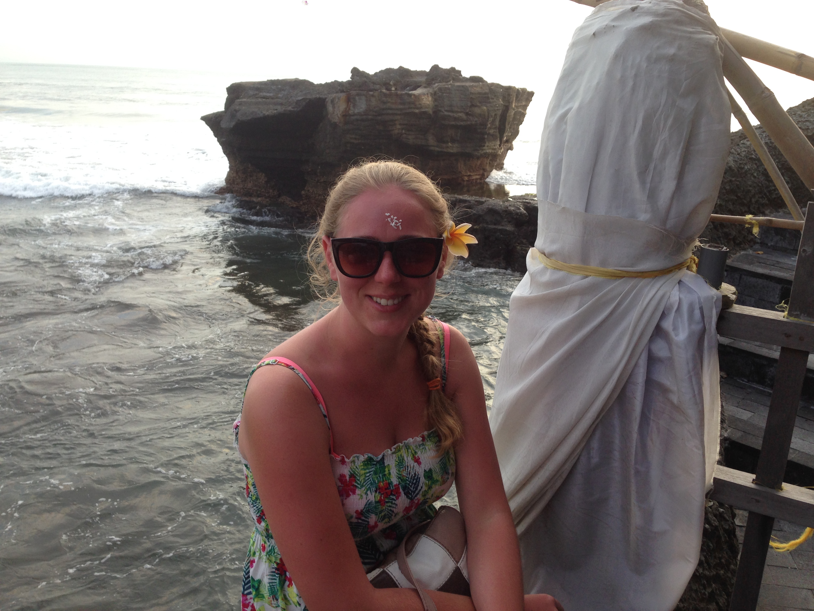 laiptai į šventyklą baigėsi..