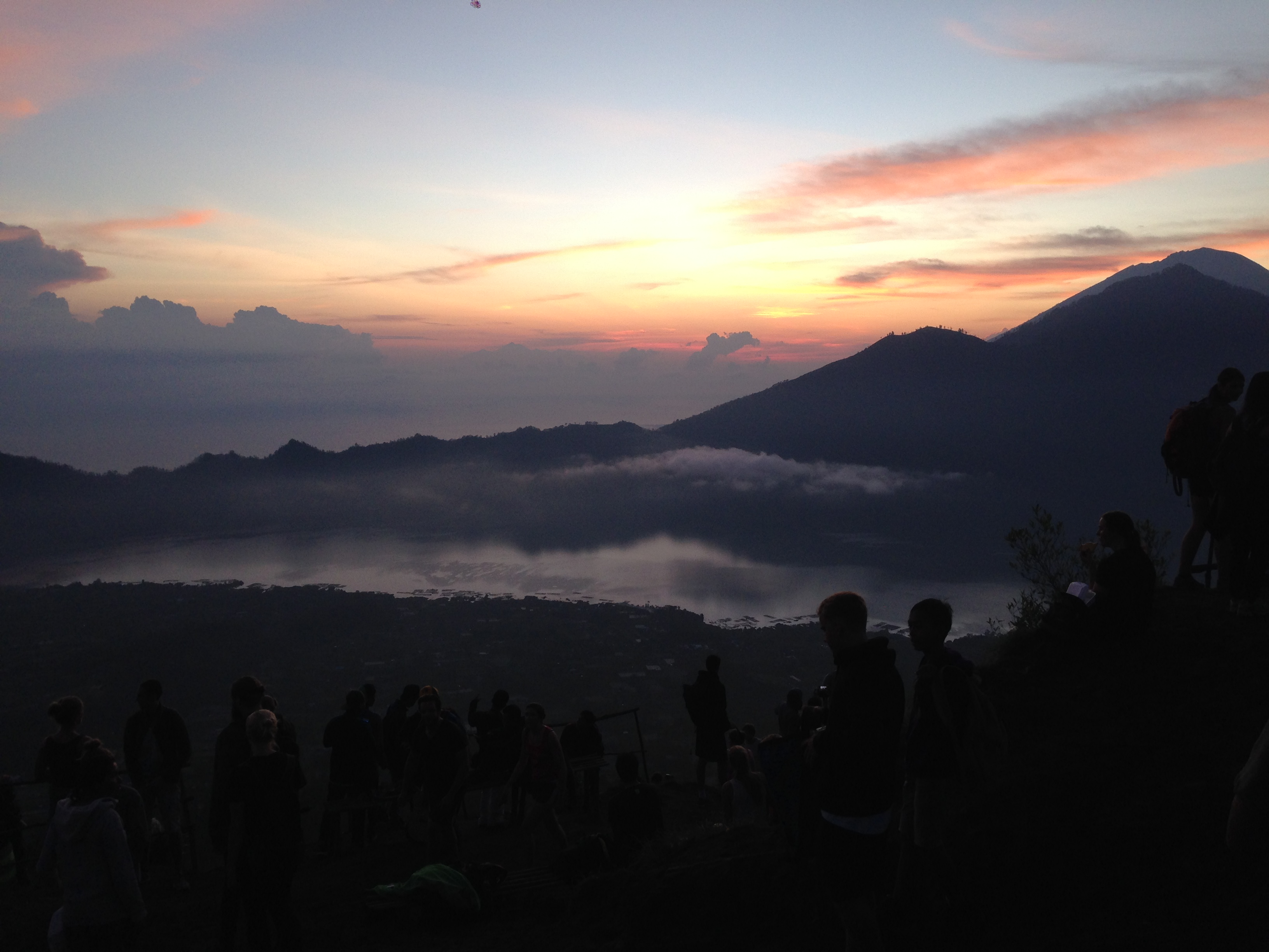 įkopėme dar prieš aušrą