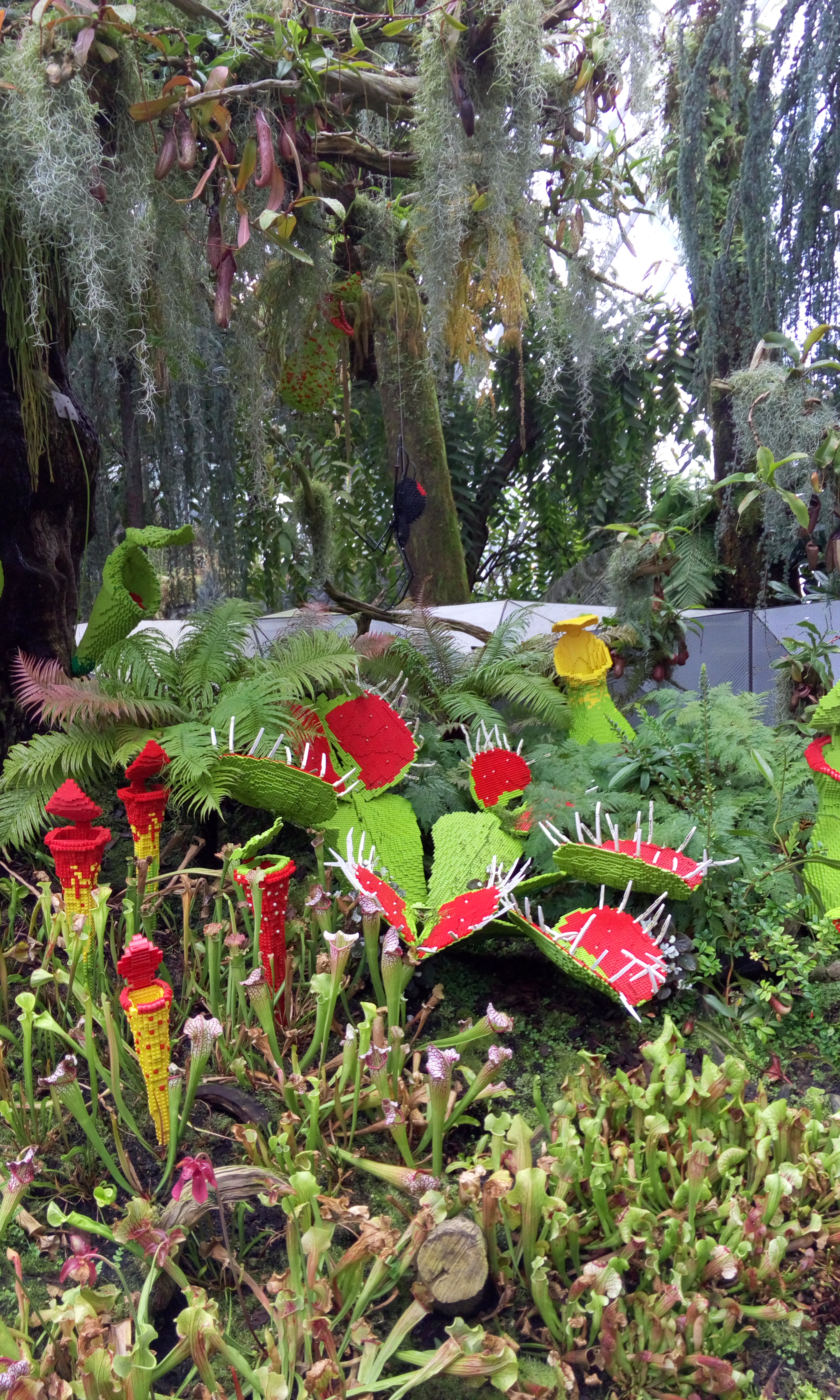 Cloud forest. Lego gėlės