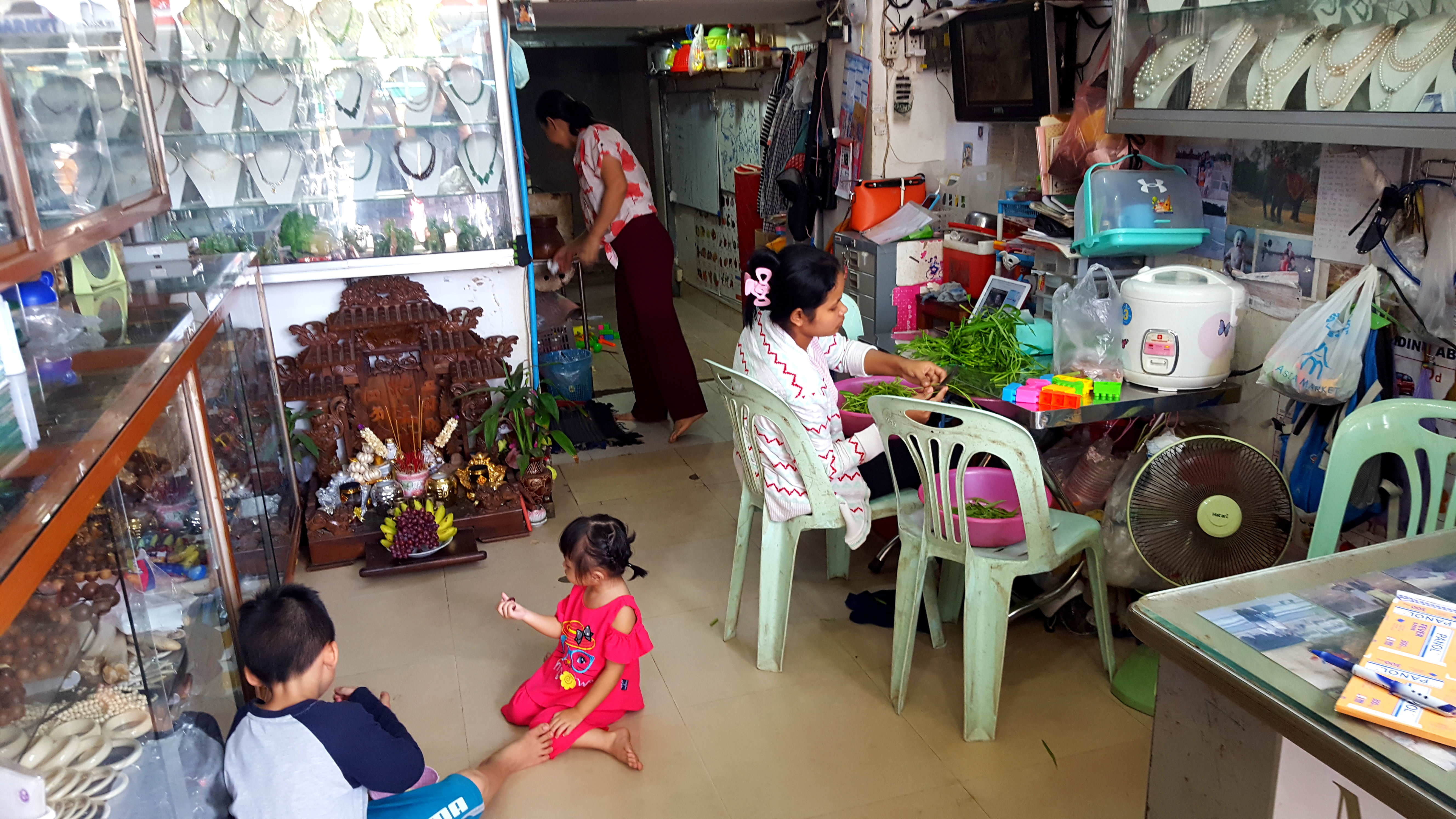 Motorolerių nuomos punktas